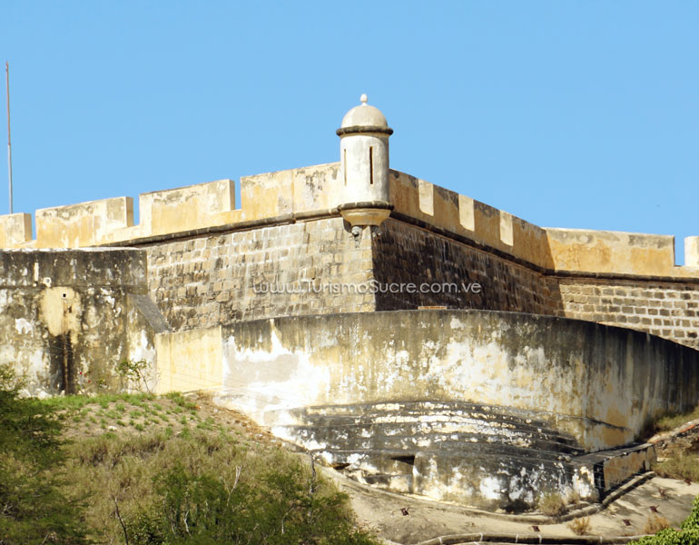 Castillo San Antonio - Turismo Sucre