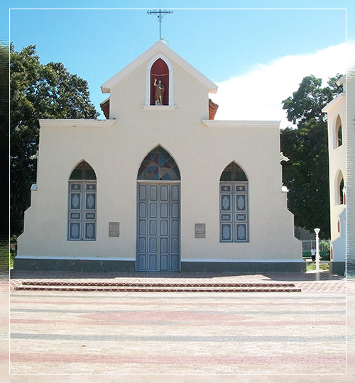 Iglesia San Juan Bautista - Península de Paria - Incólume Paraíso Terrenal